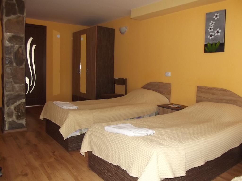 Hotel House For Guests And Friends Swisztow Zewnętrze zdjęcie